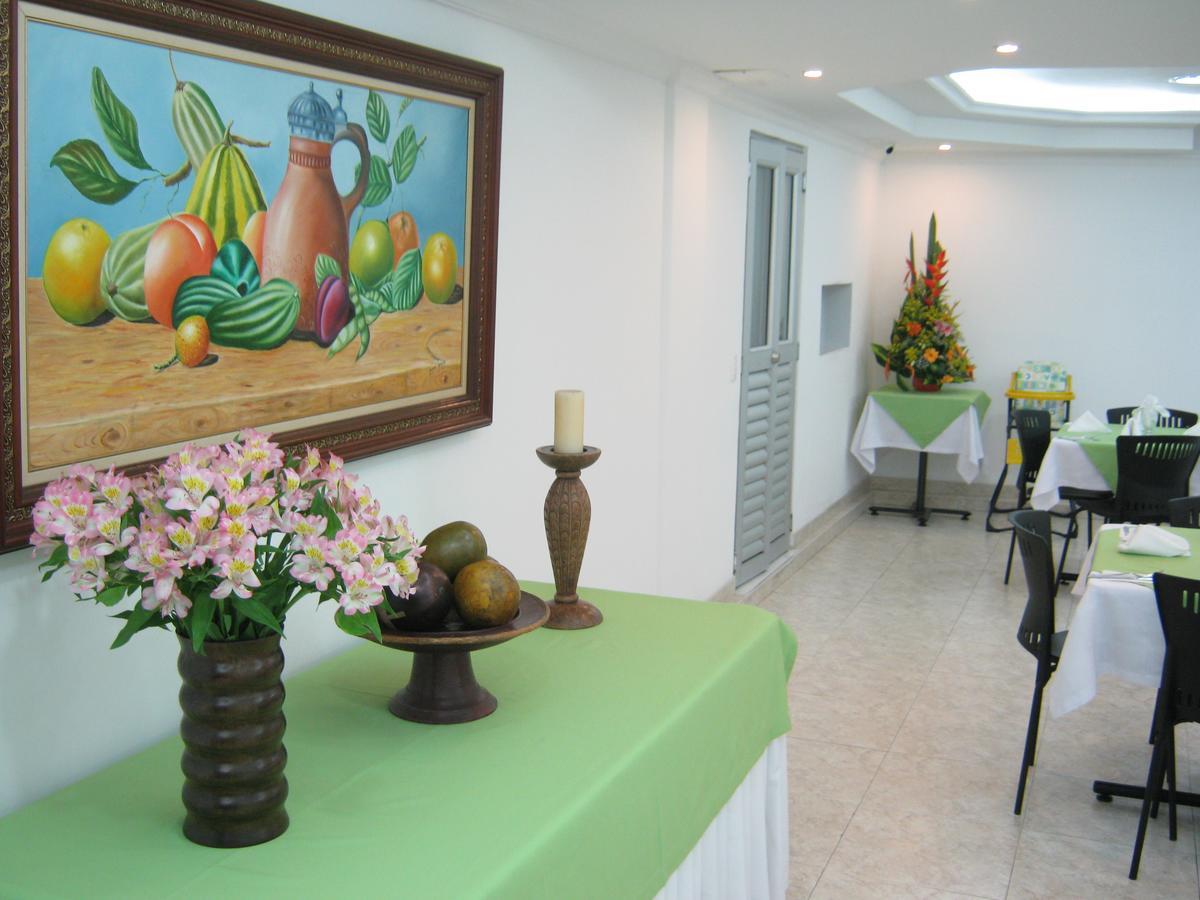 Hotel Sol Dorado Вилавиченцио Екстериор снимка